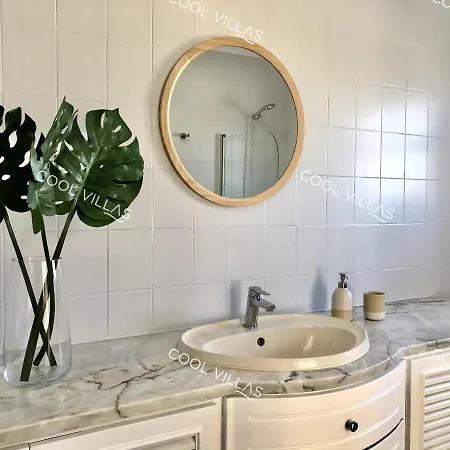 Lilac - Walking Distance To * Albufeira