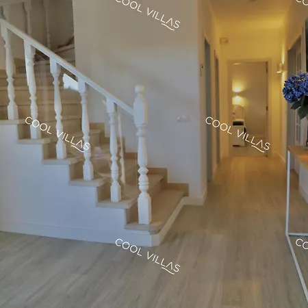 Lilac - Walking Distance To Vila