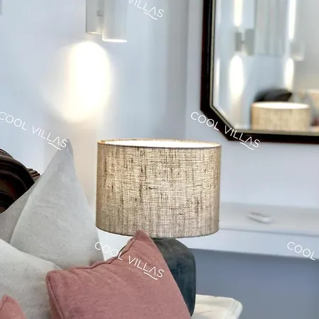 Lilac - Walking Distance To *